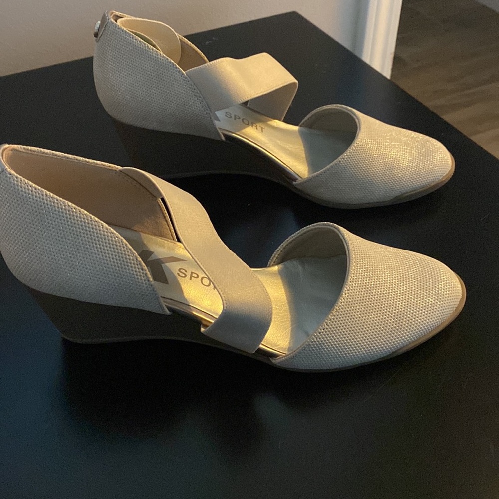 Anne Klein wedges - Picture 3 of 5